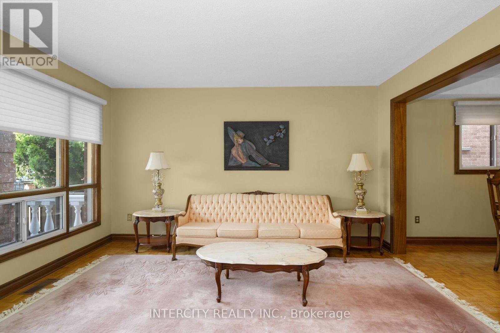 57 KAISER DRIVE - 7