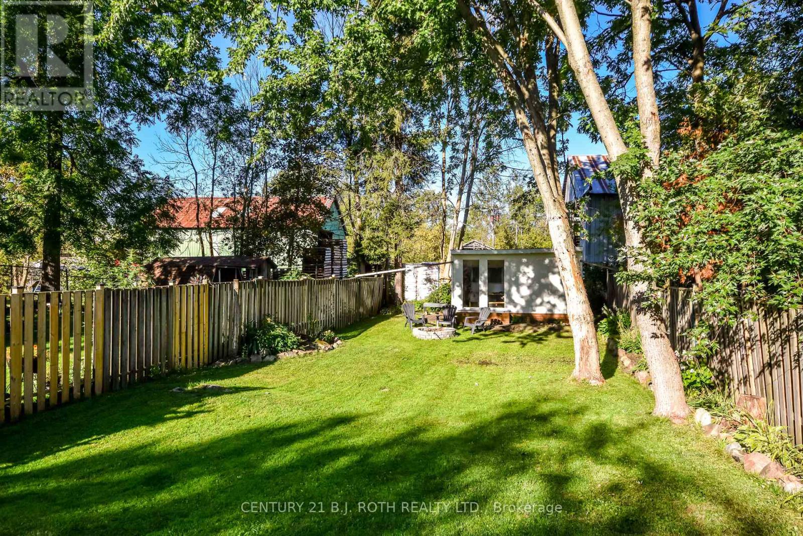 3358 MUSKOKA STREET - 21