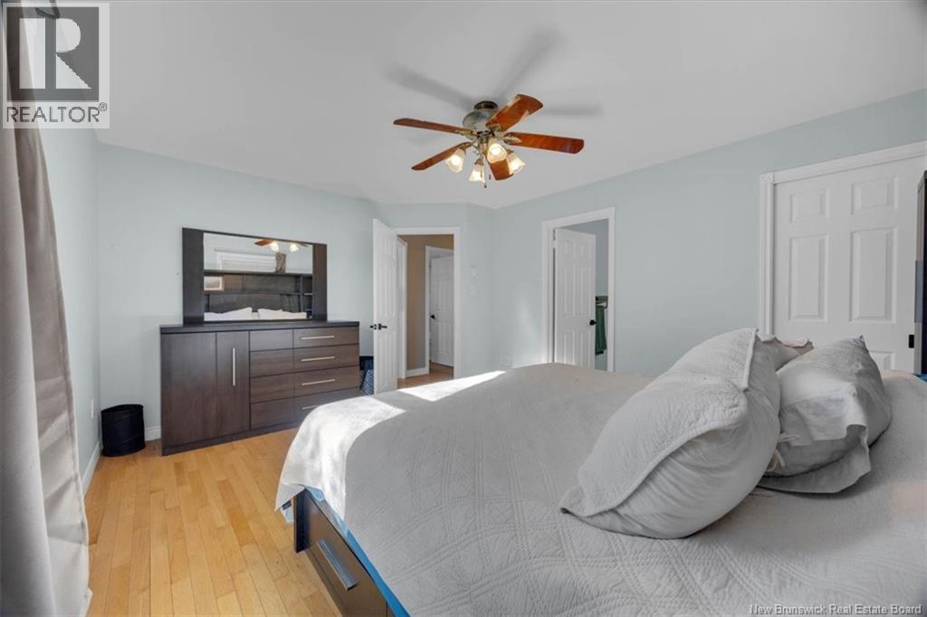 16 Darling Court - 22