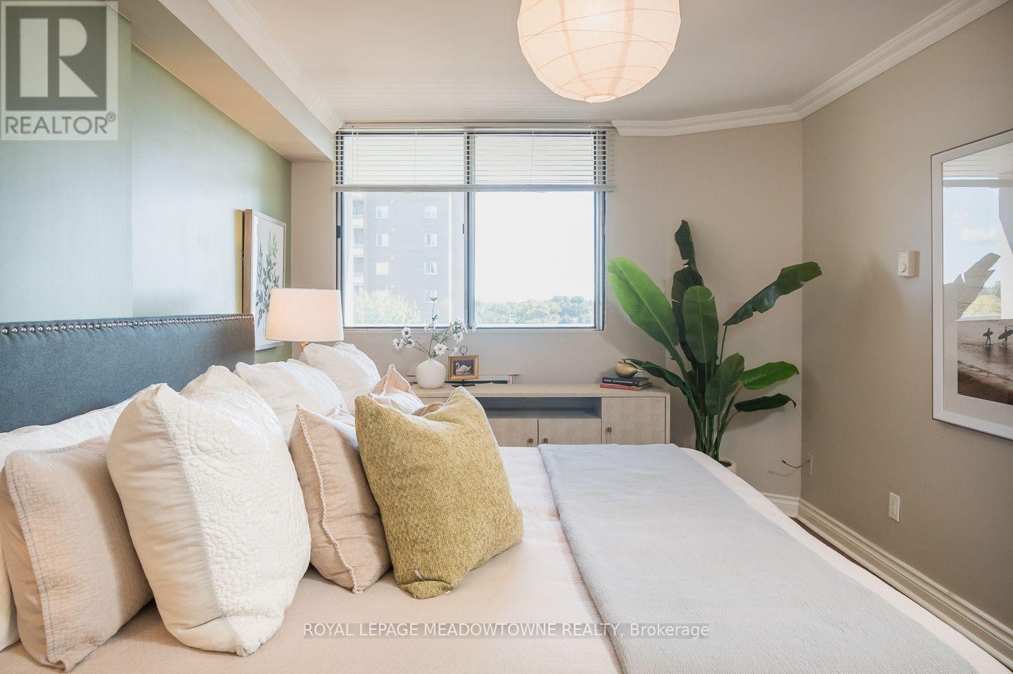 #704 81 MILLSIDE DRIVE - Image 24
