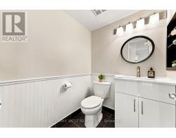 1009 - 1320 Islington Avenue, Toronto, ON M9A5C6 Photo 12