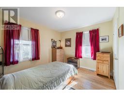 15 Kemp Square, Toronto, ON M6M2V5 Photo 15
