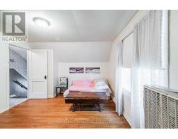 15 Kemp Square, Toronto, ON M6M2V5 Photo 23