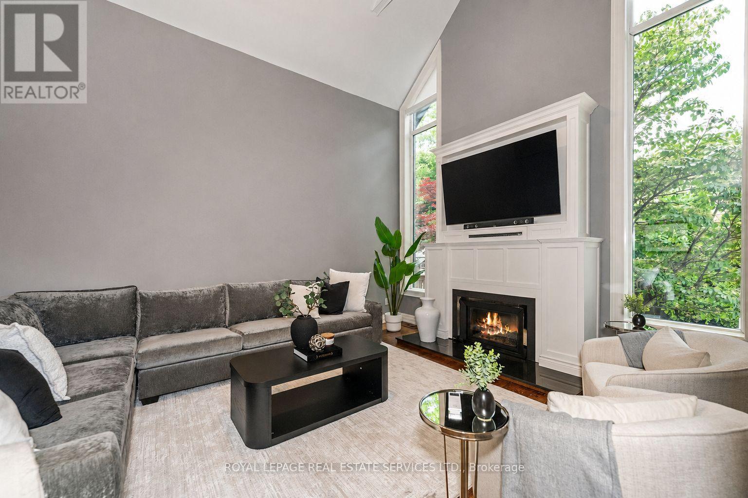 72 PRENNAN AVENUE - 19