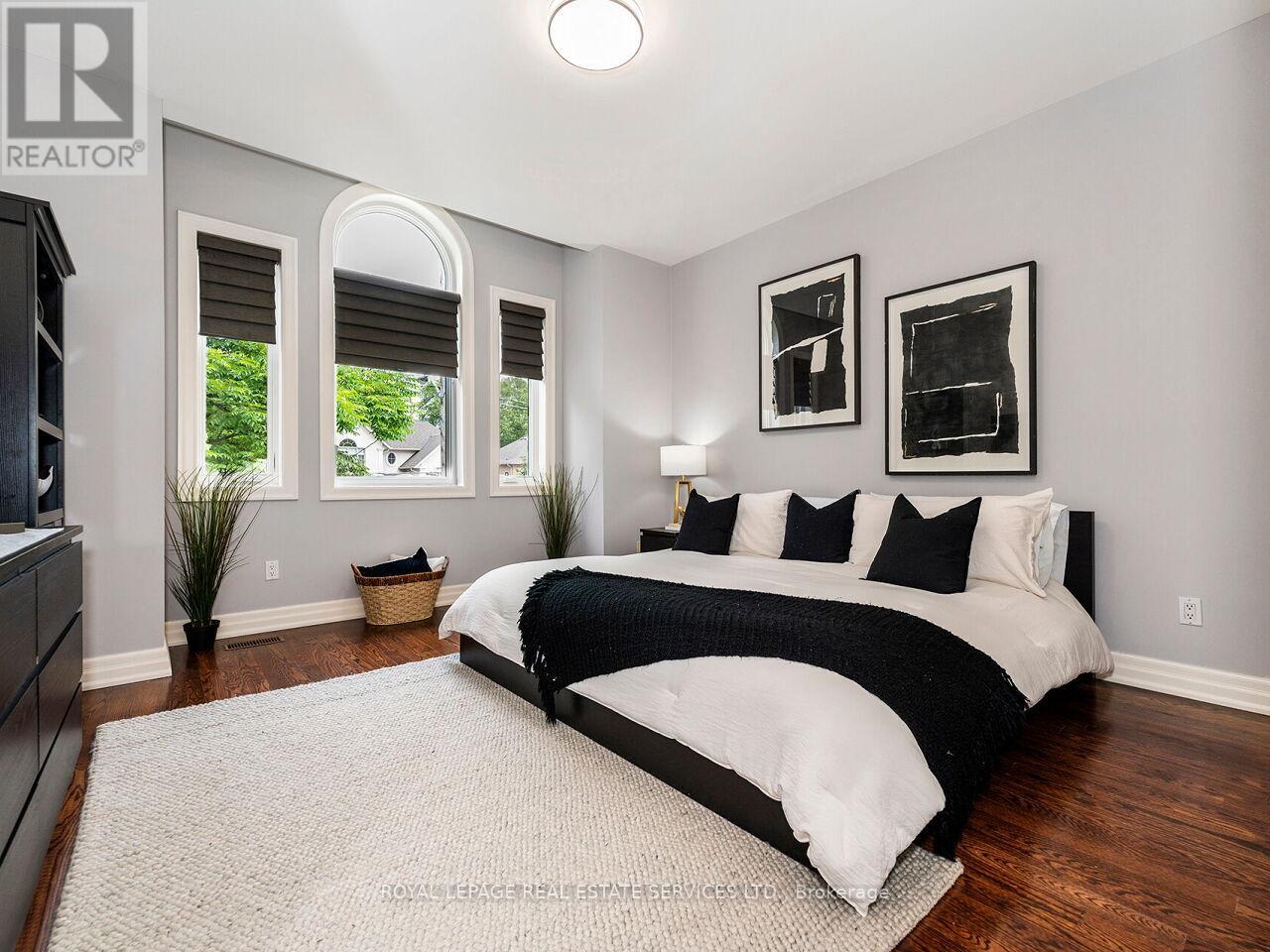 72 PRENNAN AVENUE - 27