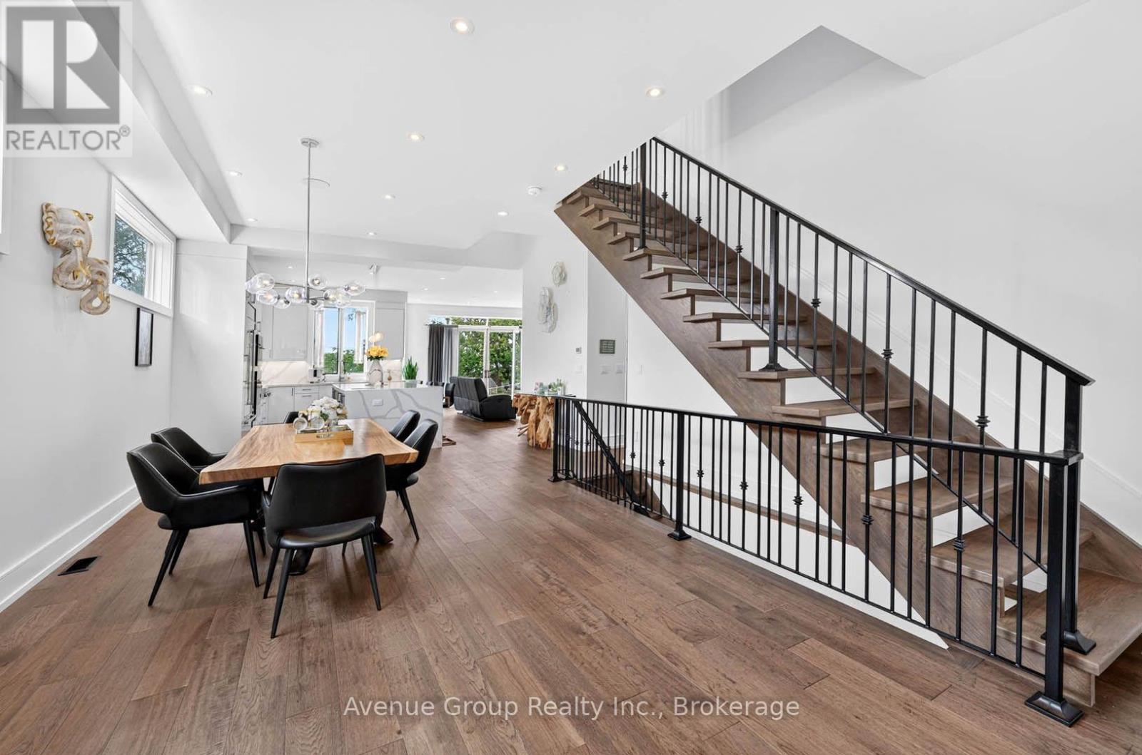 Photo of 33 CARTWRIGHT AVENUE