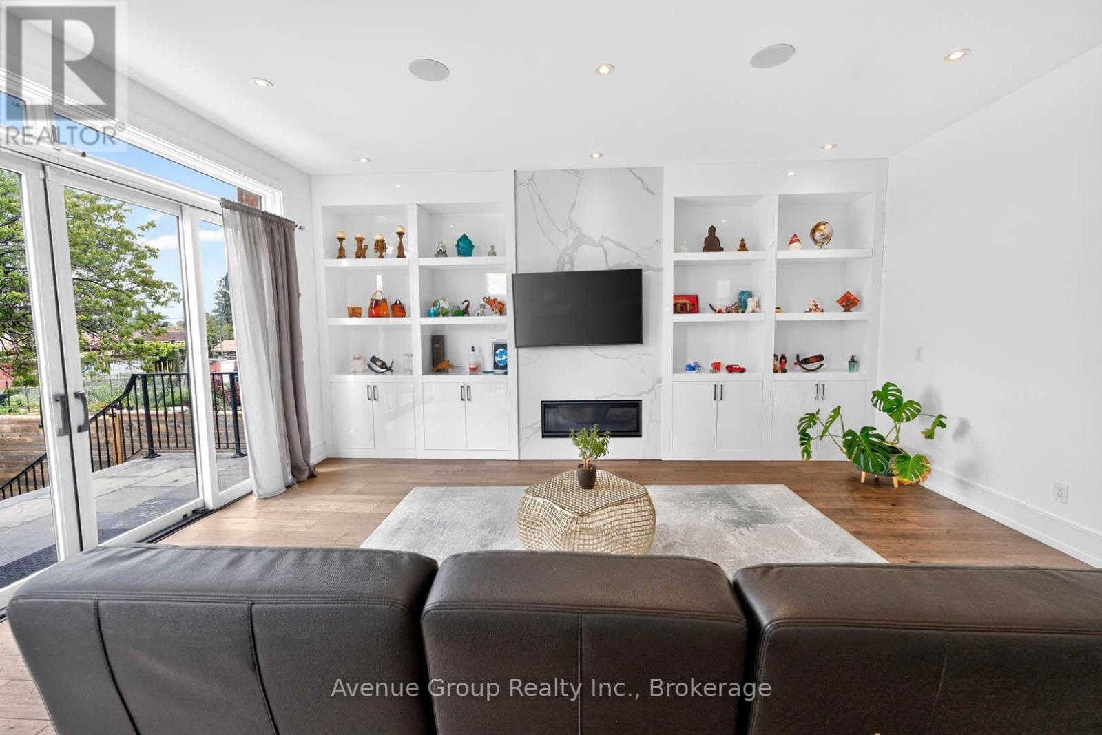 Photo of 33 CARTWRIGHT AVENUE