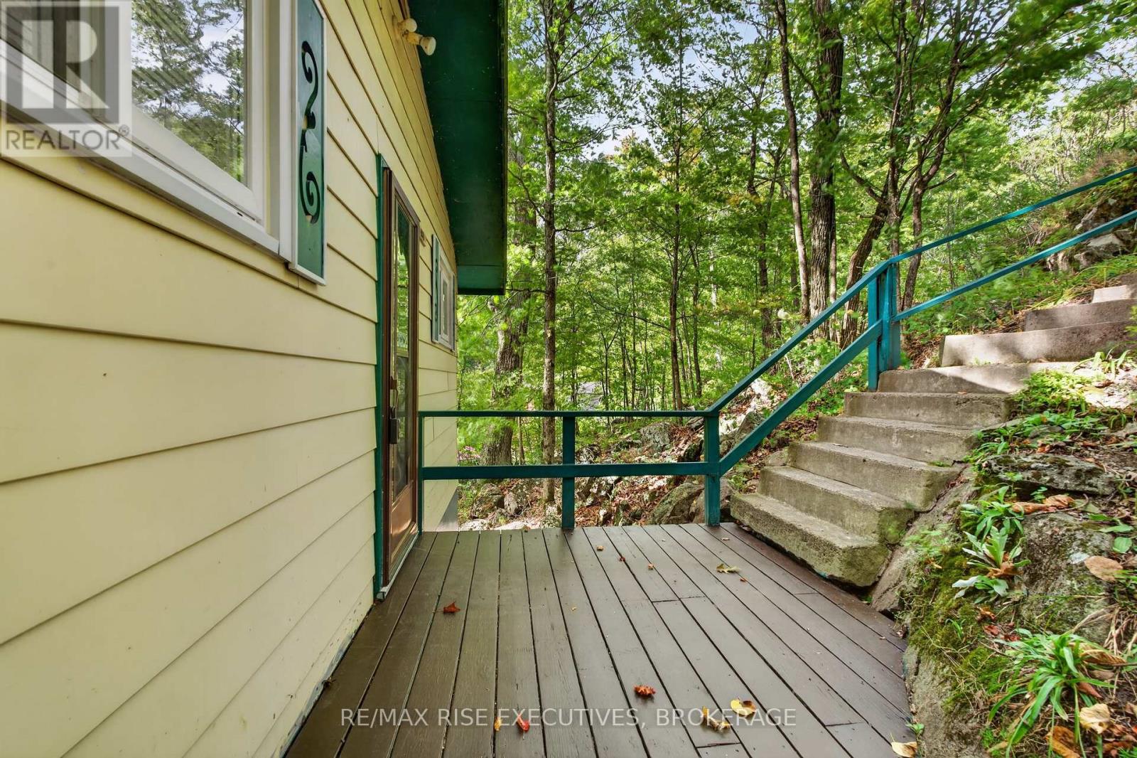 638 DERBYSHIRE POINT LANE - 37