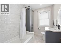 228 Sherman Avenue S, Hamilton, ON L8M2R3 Photo 30