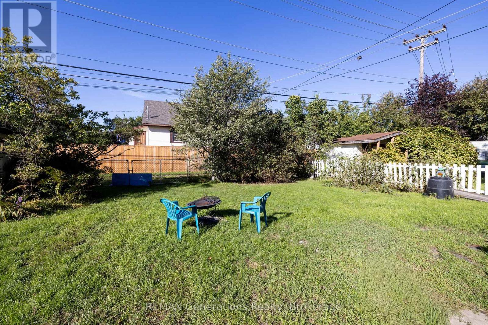 511 EMPIRE AVENUE E - 23