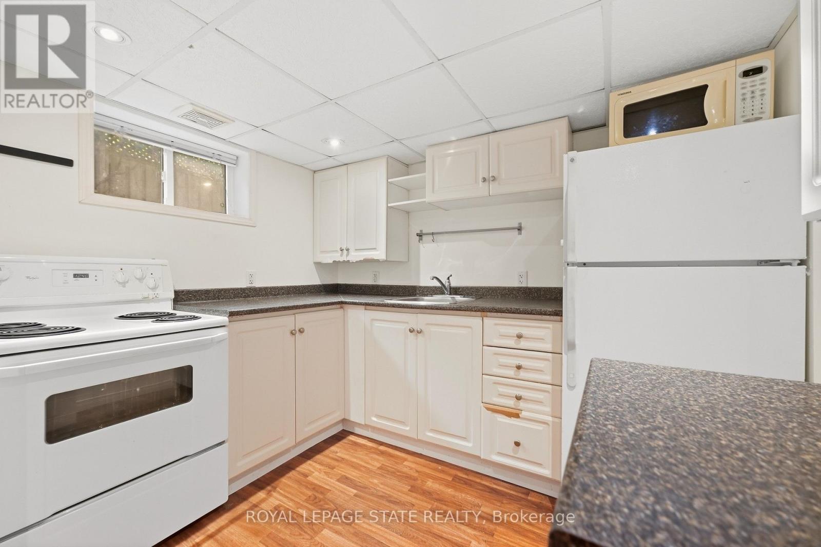 408 SANATORIUM ROAD - Image 26