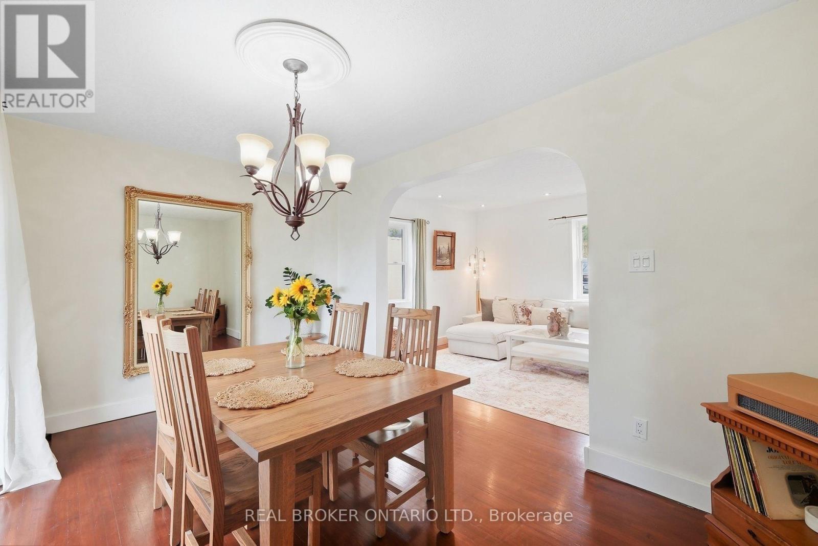 22 TEMPERANCE STREET - 11