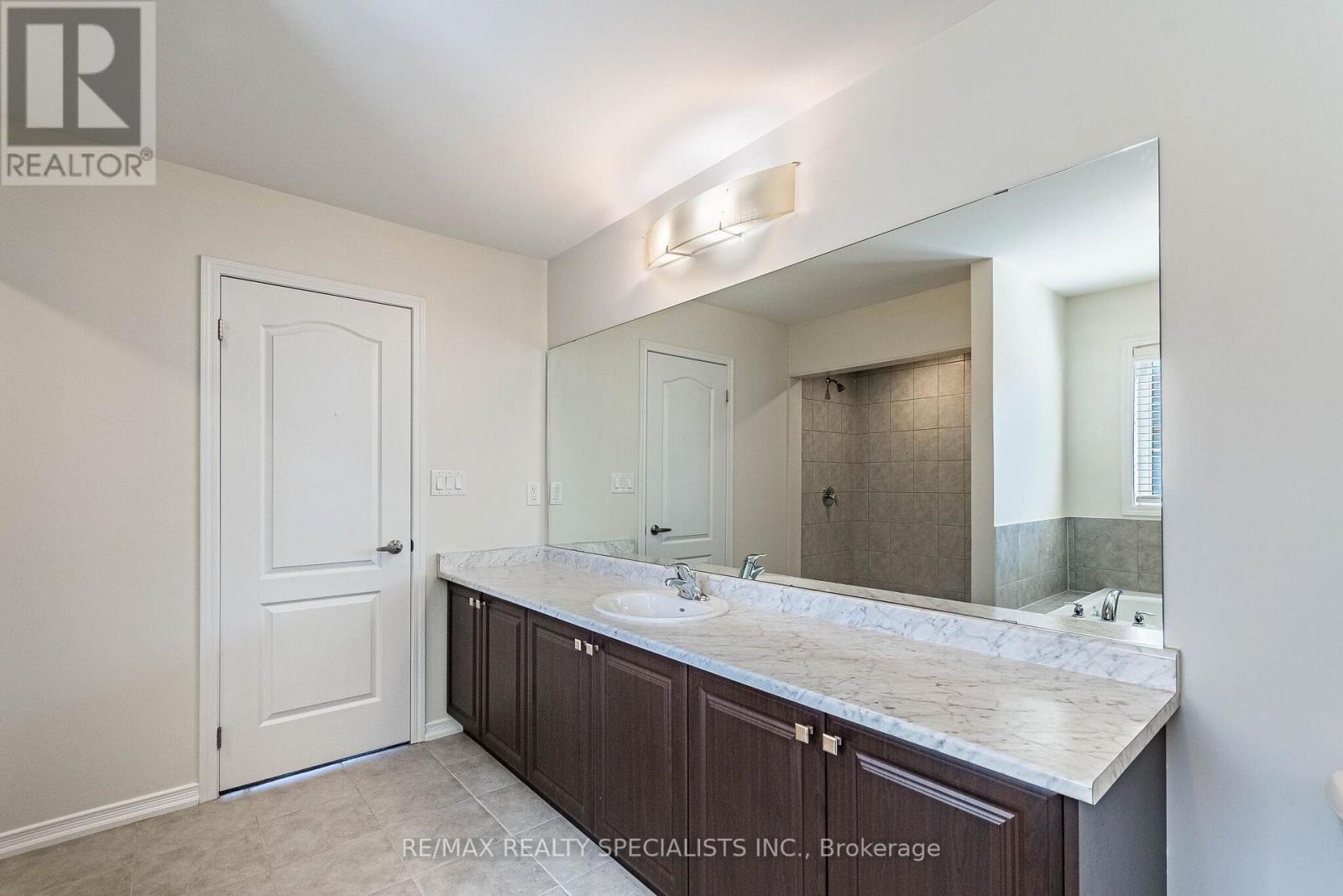 25 CLOY DRIVE - Image 34