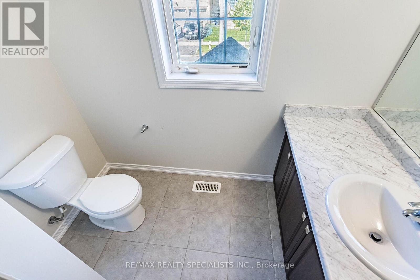 25 CLOY DRIVE - 41