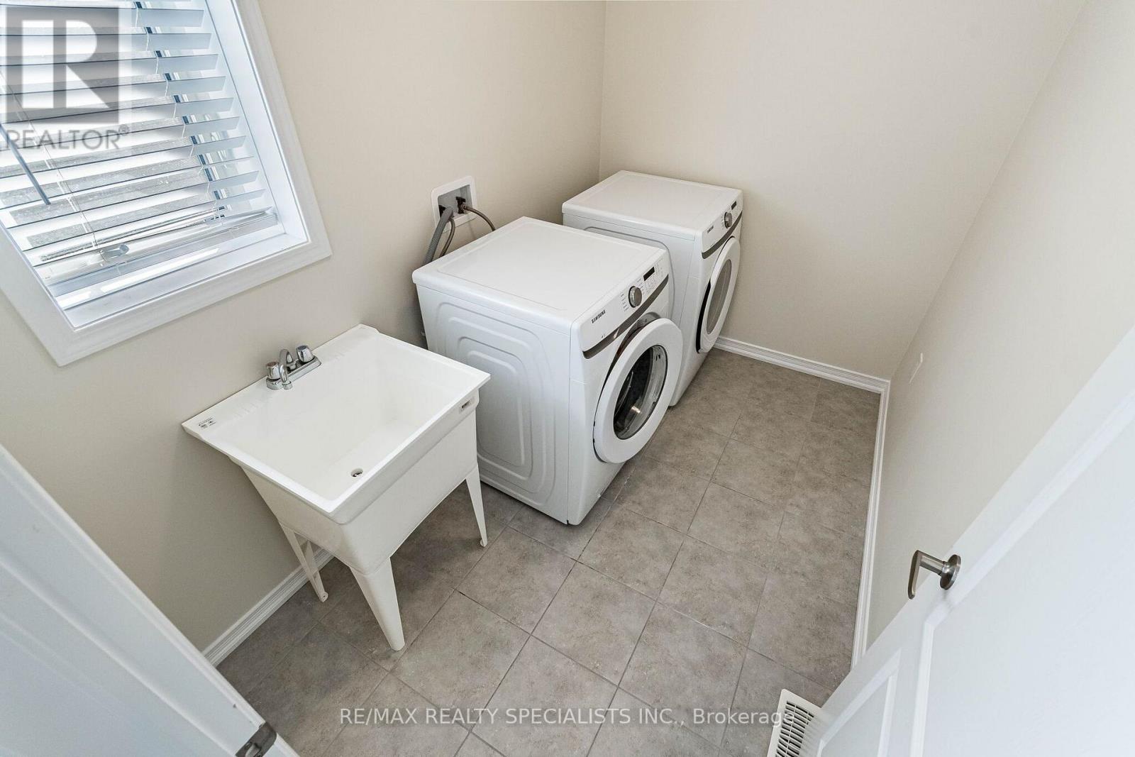 25 CLOY DRIVE - Image 48