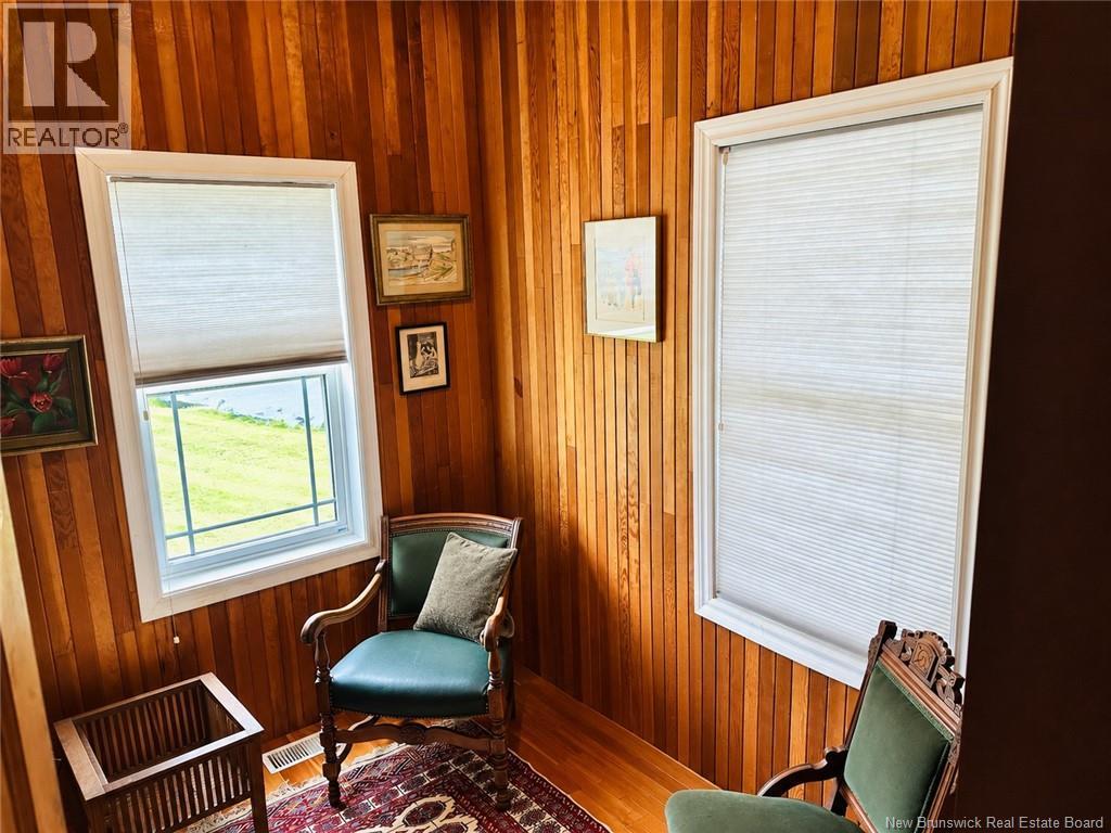 38 Front Road - Image 24