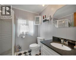 81 951 Homewood Rd, Campbell River, BC V9W3N7 Photo 17