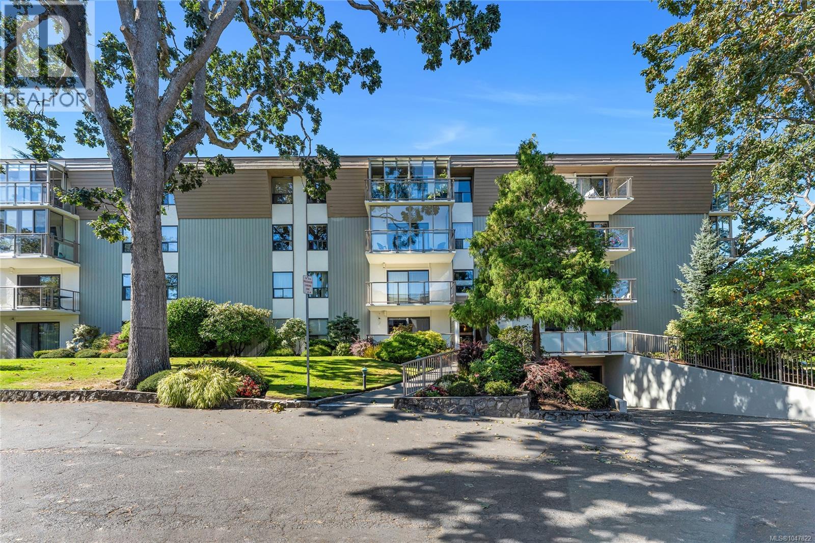 407 2125 Oak Bay Avenue, Oak Bay