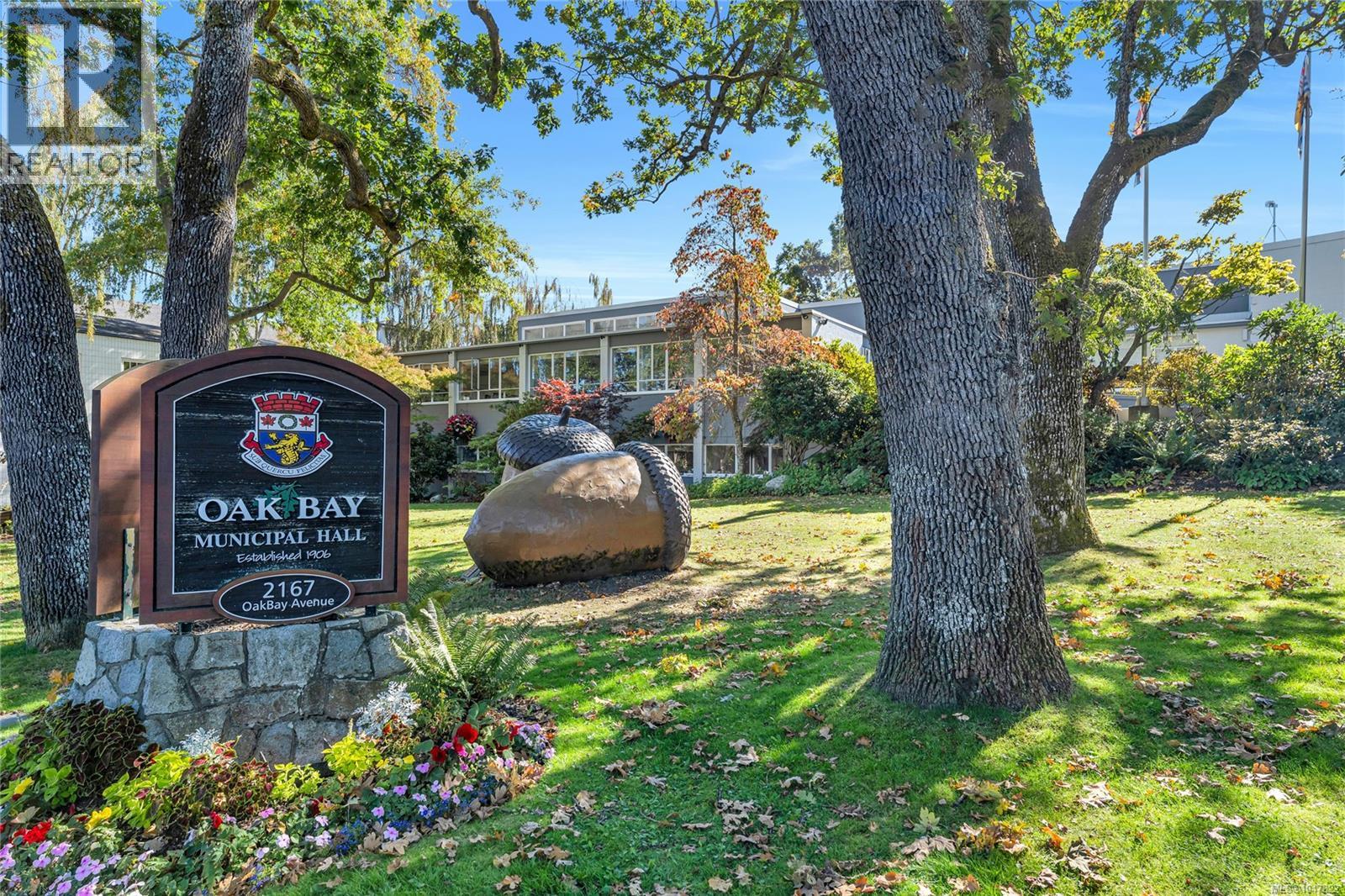 407 2125 Oak Bay Avenue, Oak Bay