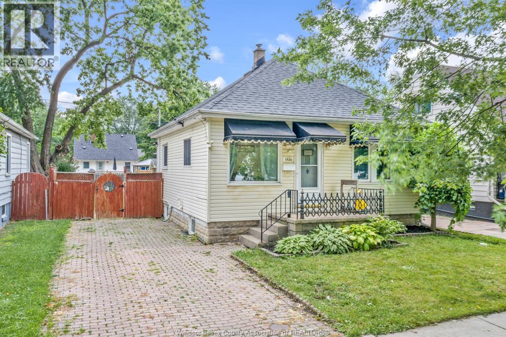 1826 FRANCOIS Road, Windsor, Ontario, N8W4S7, Windsor, Ontario — photo 2 of 5