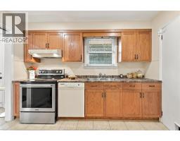 4045 Dougall Avenue, Windsor, ON N9G1X4 Photo 14