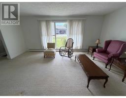 Bedroom - 2 Tecumseh Rd, Elliot Lake, ON P5A1M1 Photo 6
