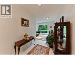 205 733 W 3rd Street, North Vancouver, BC V7M0C8 Photo 7