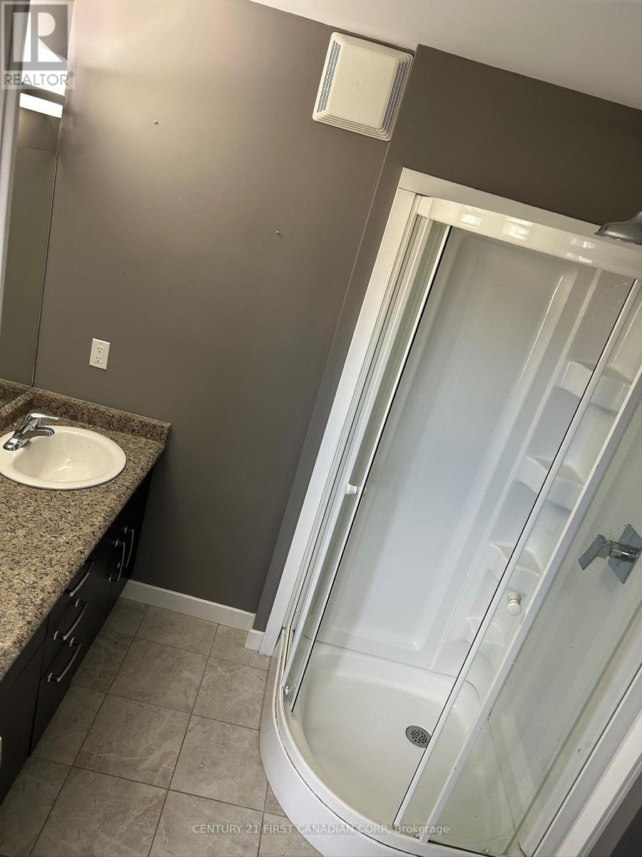 33374 Richmond Street — photo 7