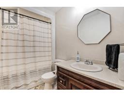 5 Chatwood Crescent thumbnail 15