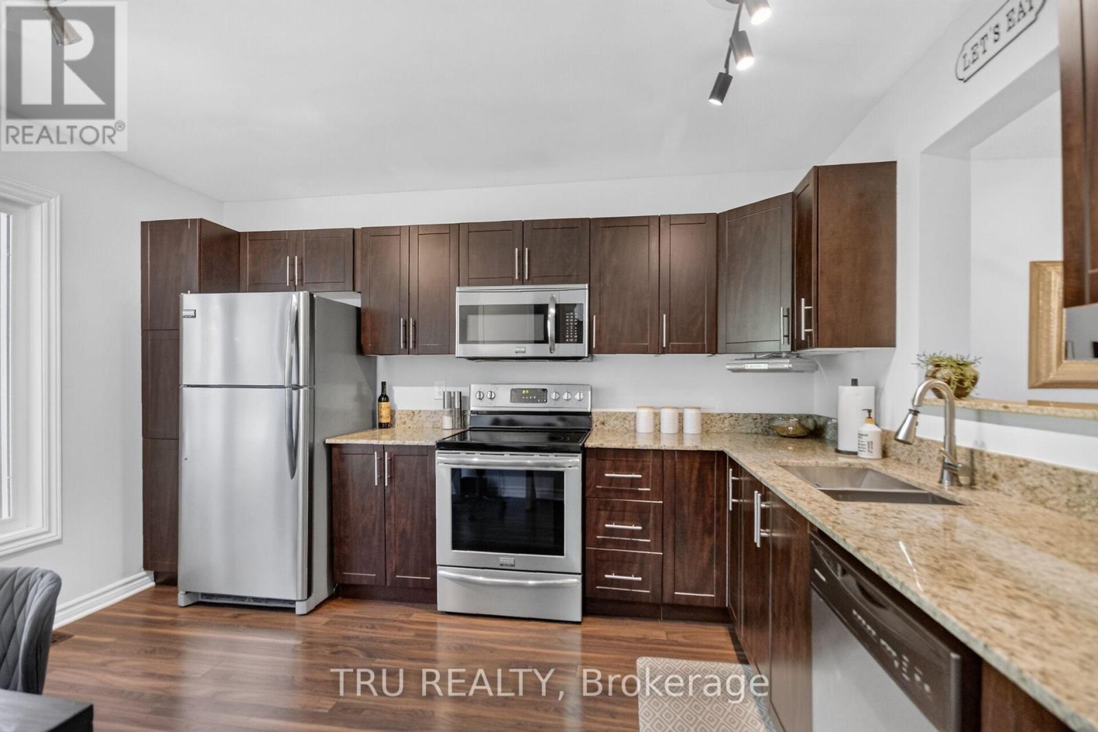 #90 50 LIGHTFOOT PLACE - 12