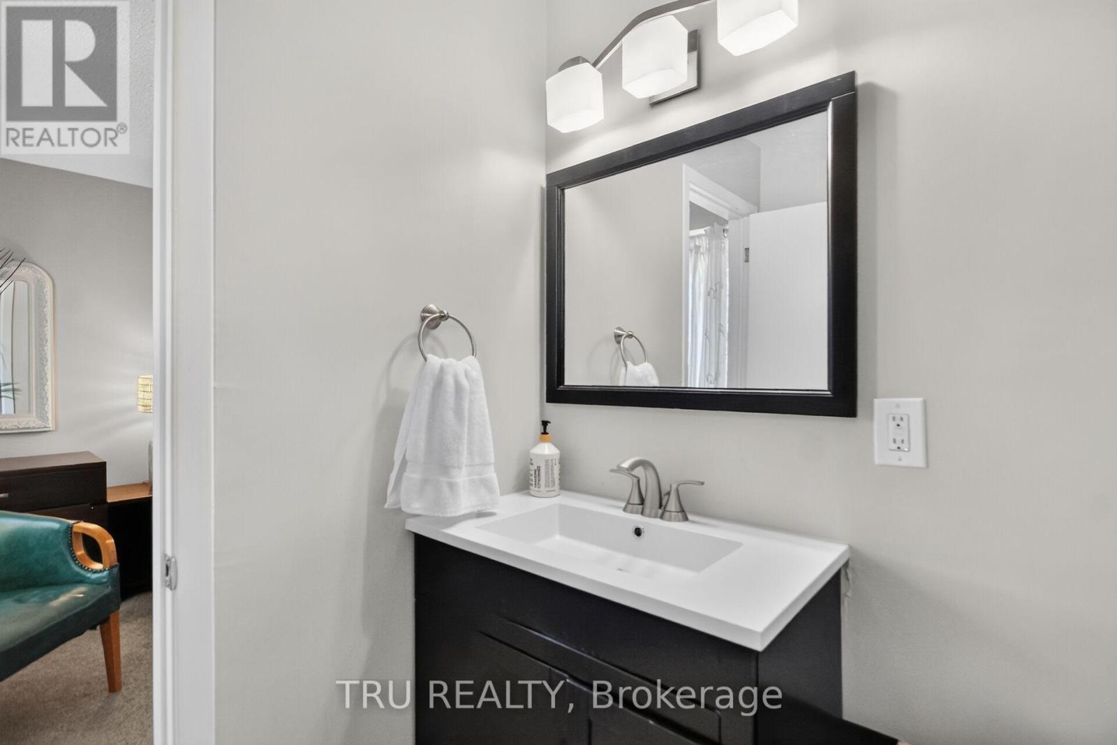 #90 50 LIGHTFOOT PLACE - 20