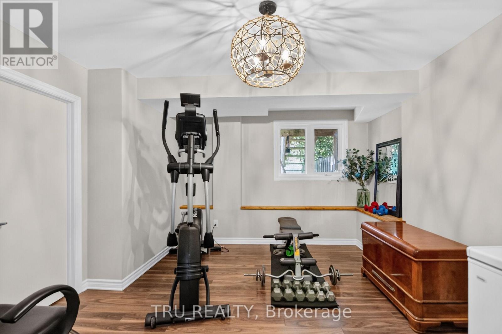 #90 50 LIGHTFOOT PLACE - Image 26