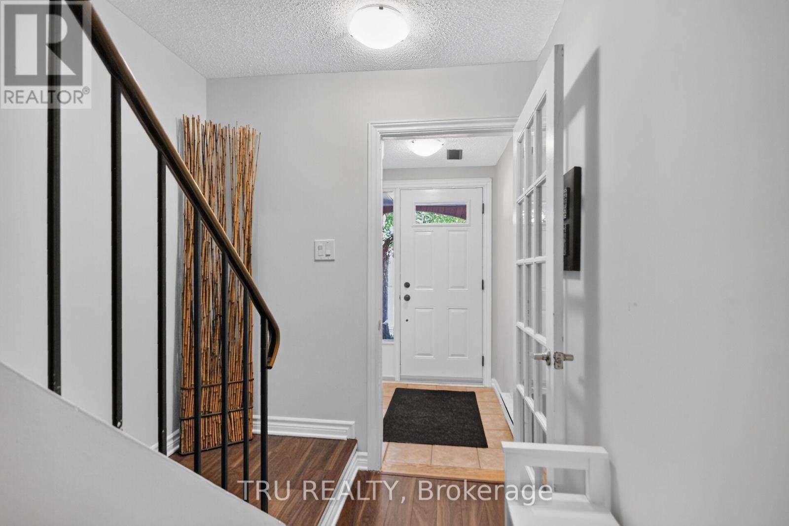#90 50 LIGHTFOOT PLACE - 3