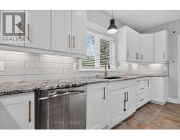Primary Bedroom - 6330 Second Line Road, Ottawa, ON K0A2E0 Photo 13