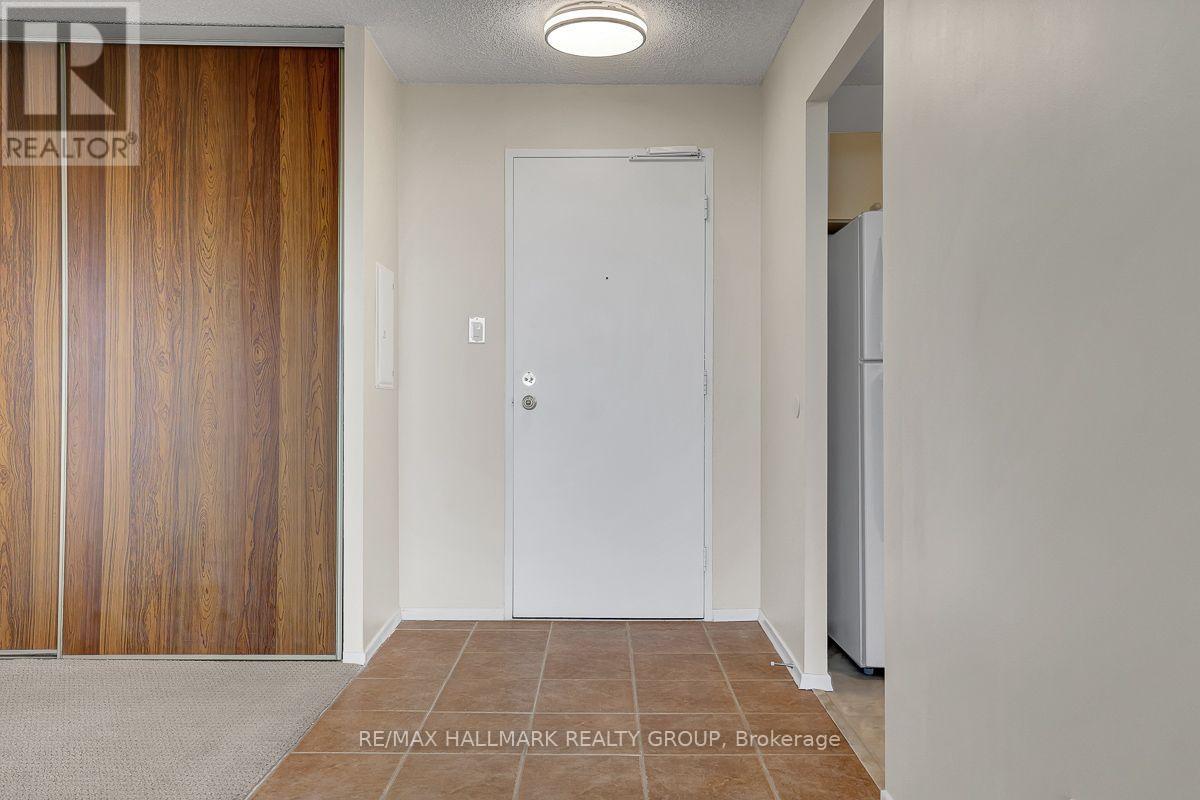 #1601 665 BATHGATE DRIVE - 10