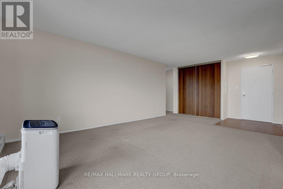 #1601 665 BATHGATE DRIVE - 14
