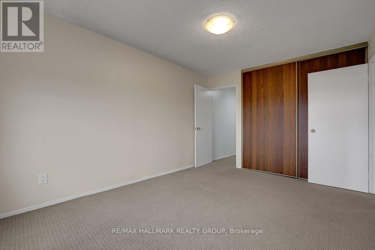 #1601 665 BATHGATE DRIVE - 27