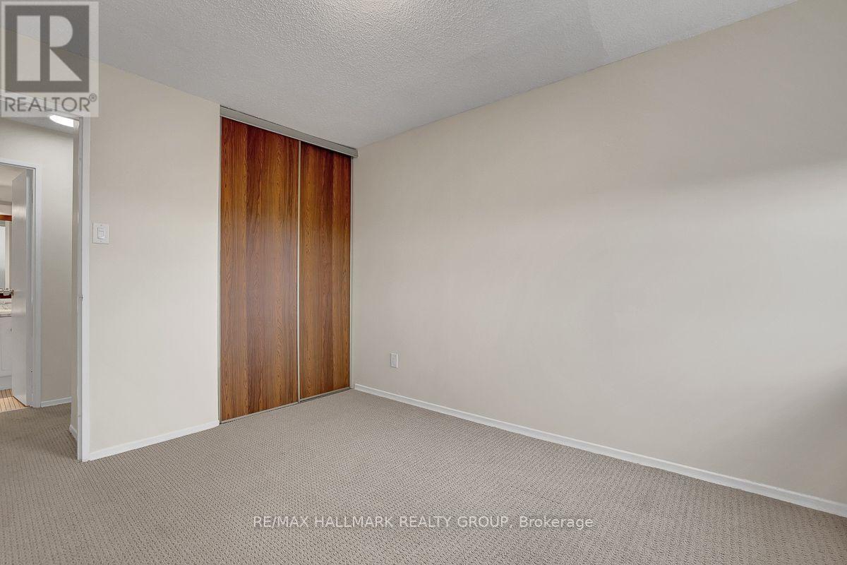 #1601 665 BATHGATE DRIVE - Image 30