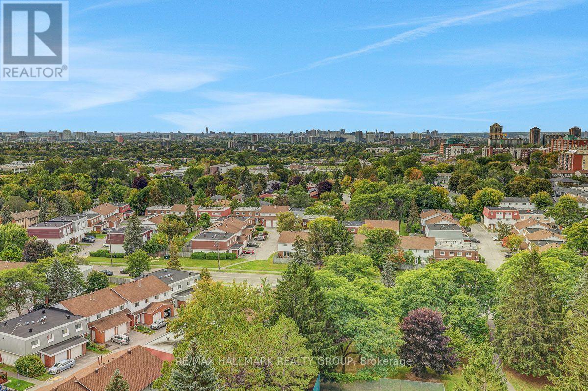#1601 665 BATHGATE DRIVE - 32