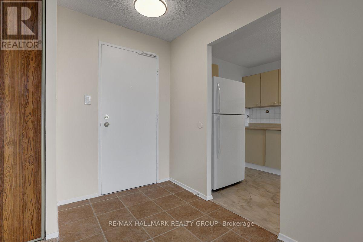 #1601 665 BATHGATE DRIVE - 8