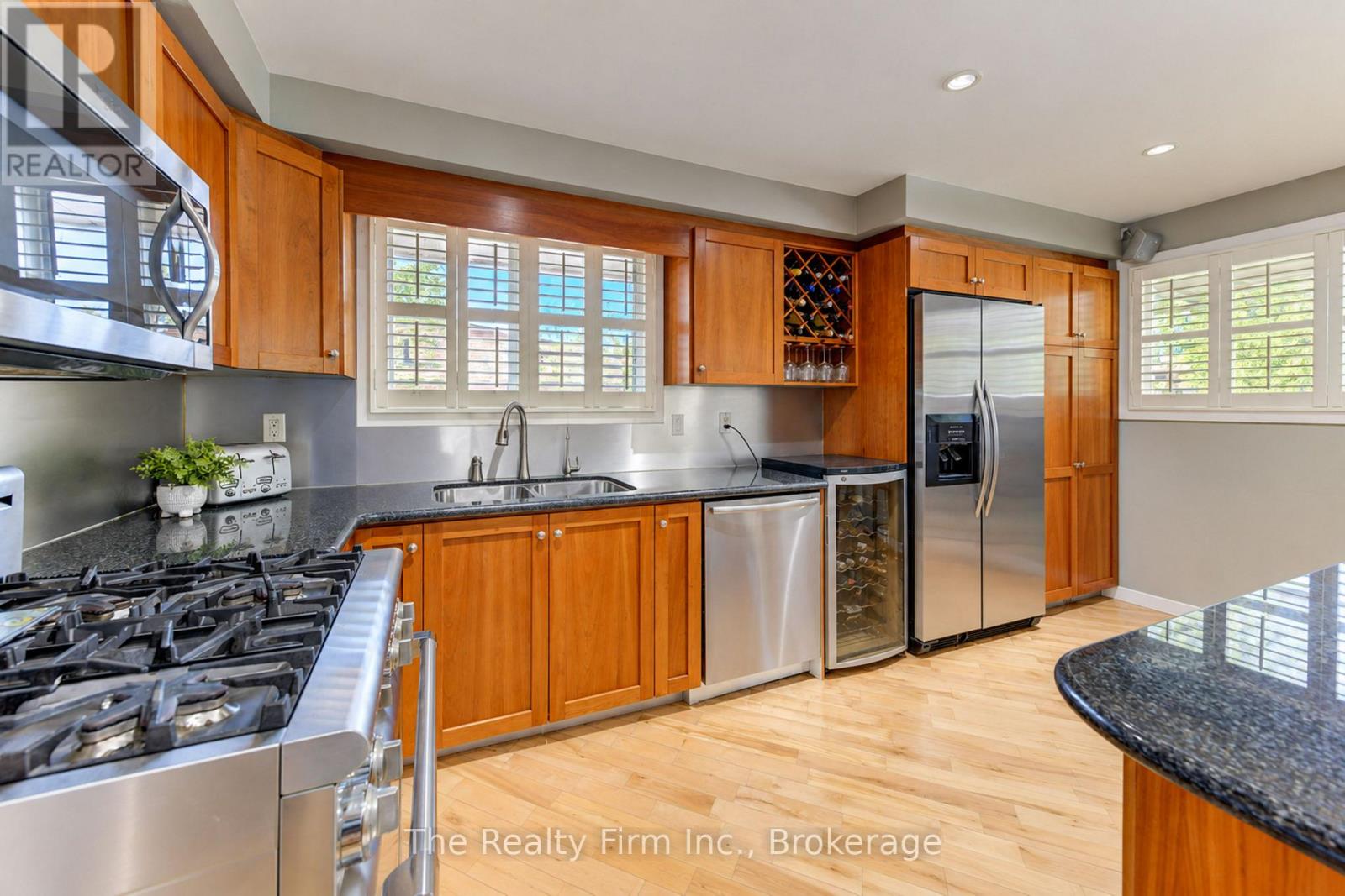218 FORESTWOOD DRIVE - 16