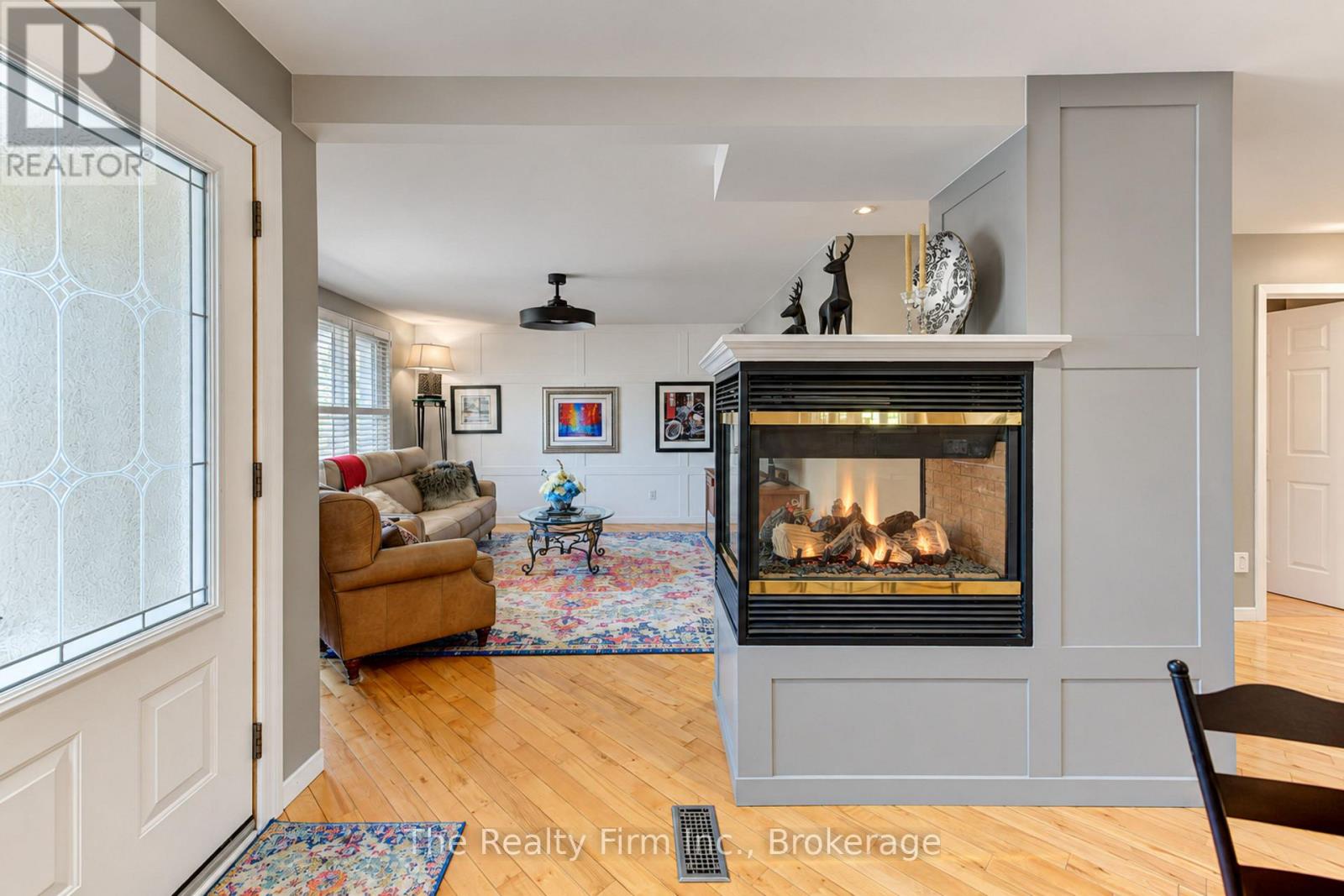 218 FORESTWOOD DRIVE - 4