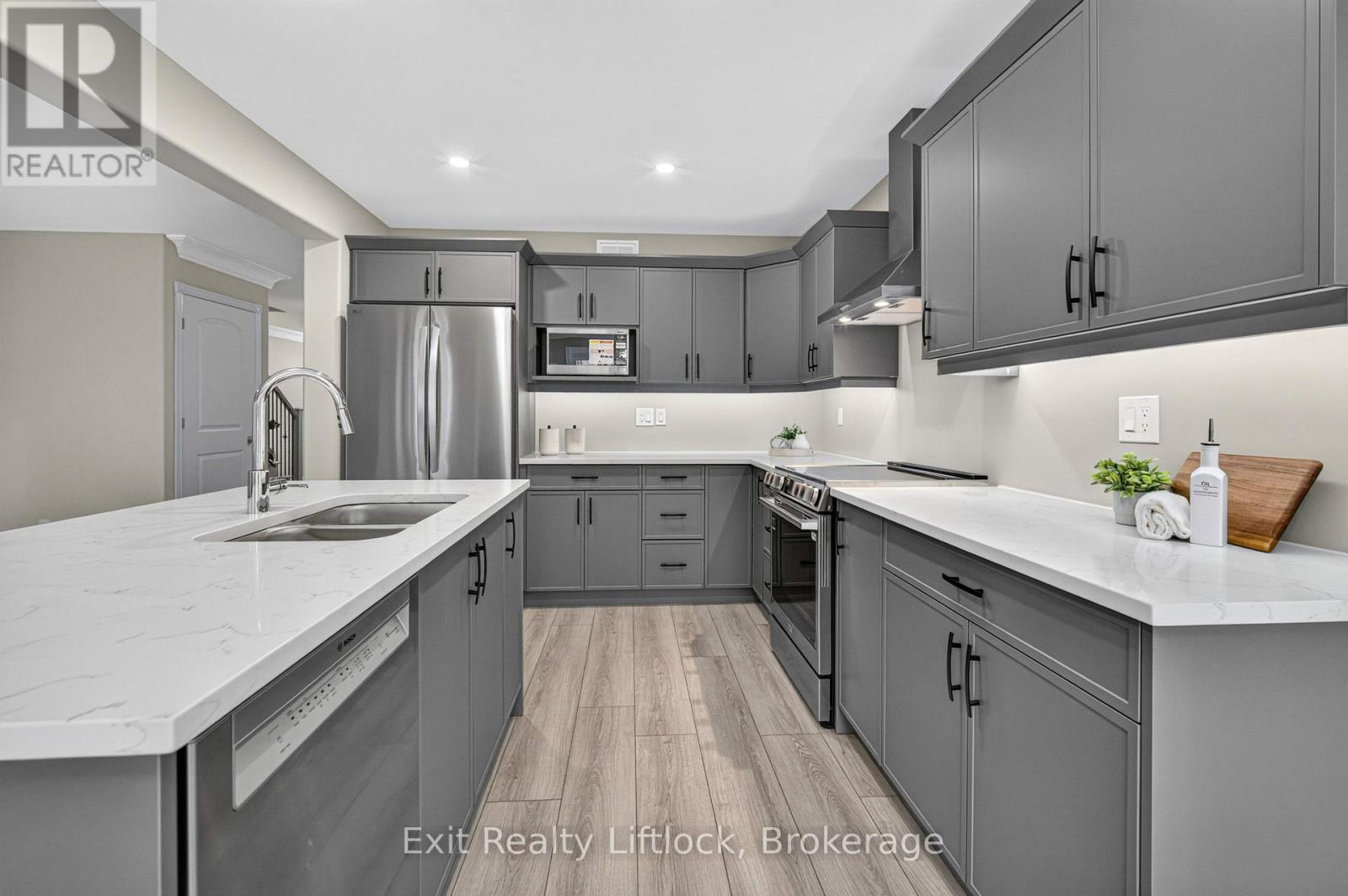 224 O'NEIL STREET - 14