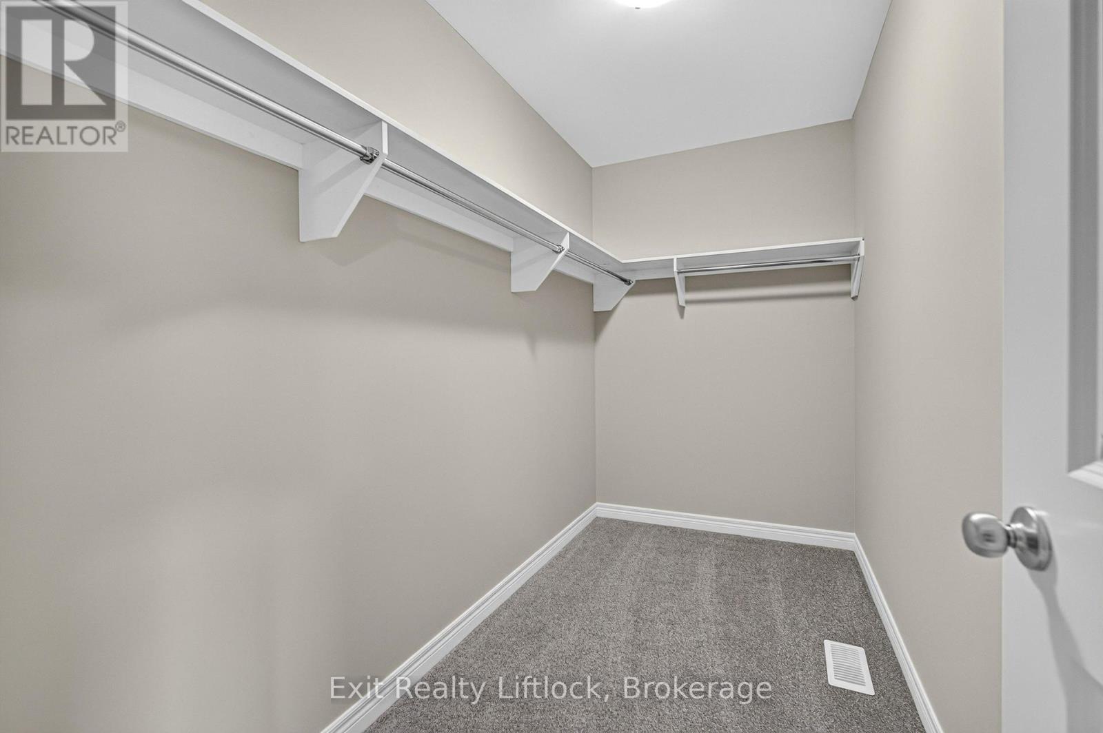 224 O'NEIL STREET - Image 29