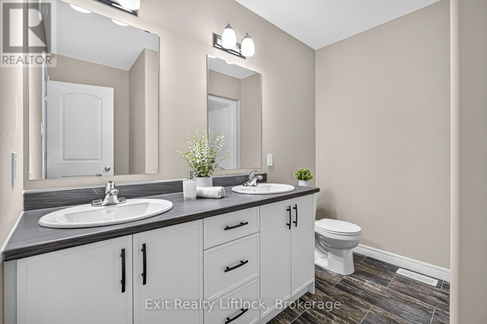 224 O'NEIL STREET - 36