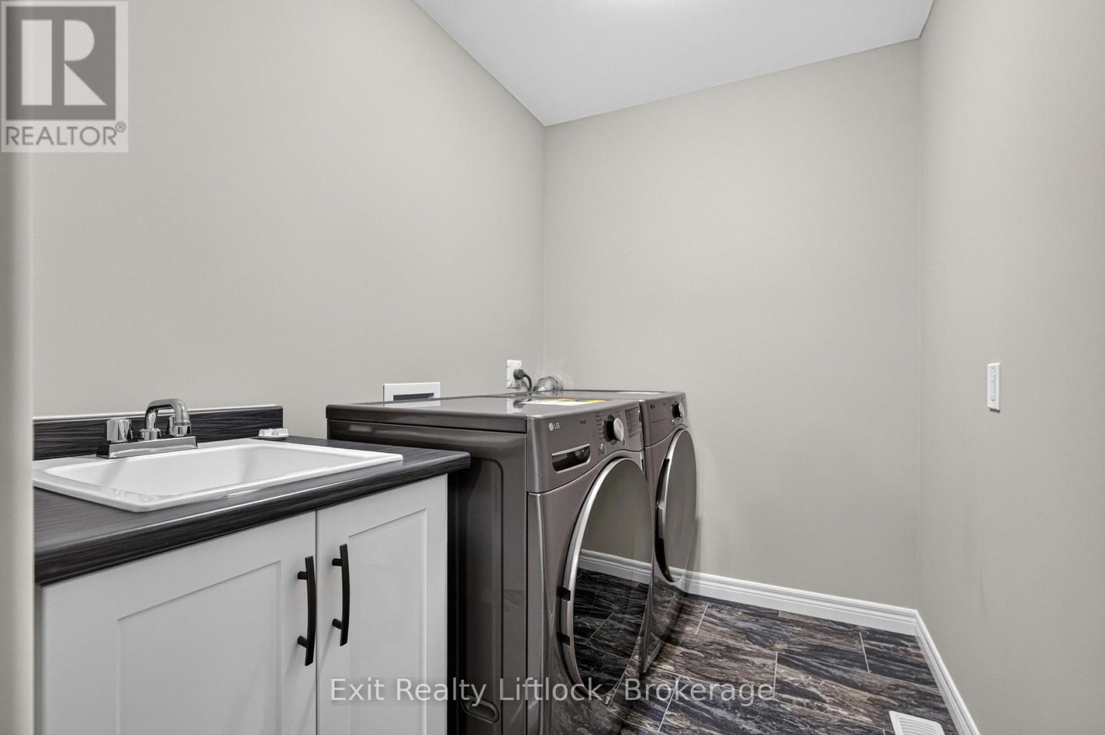 224 O'NEIL STREET - 38