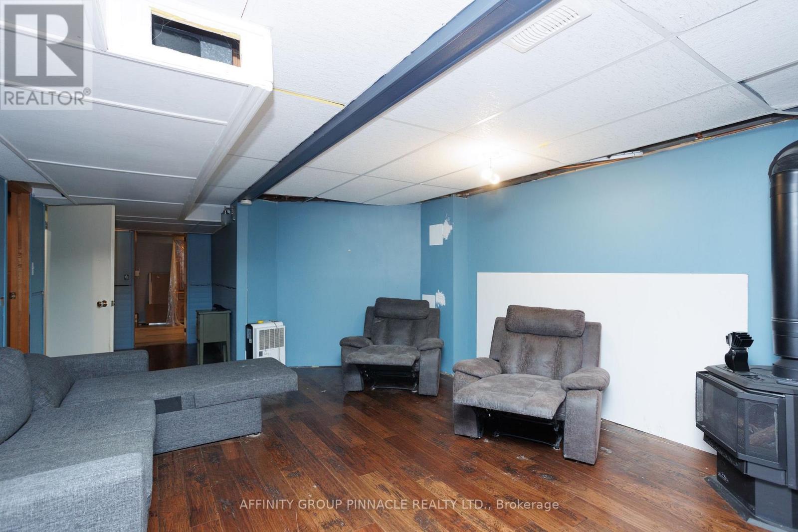 49 QUEEN STREET - 17