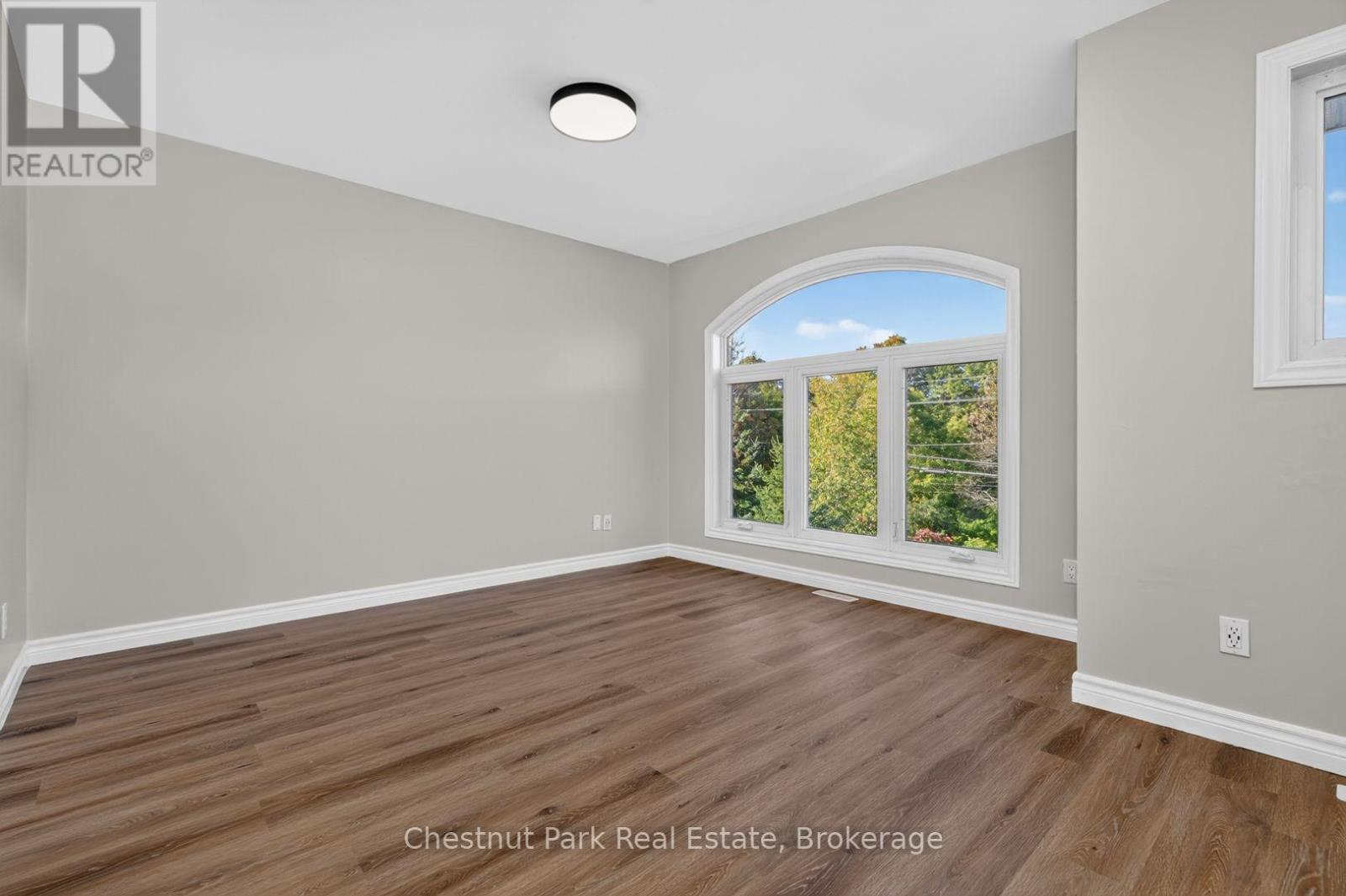 #1 37 SILVER STREET - Image 18