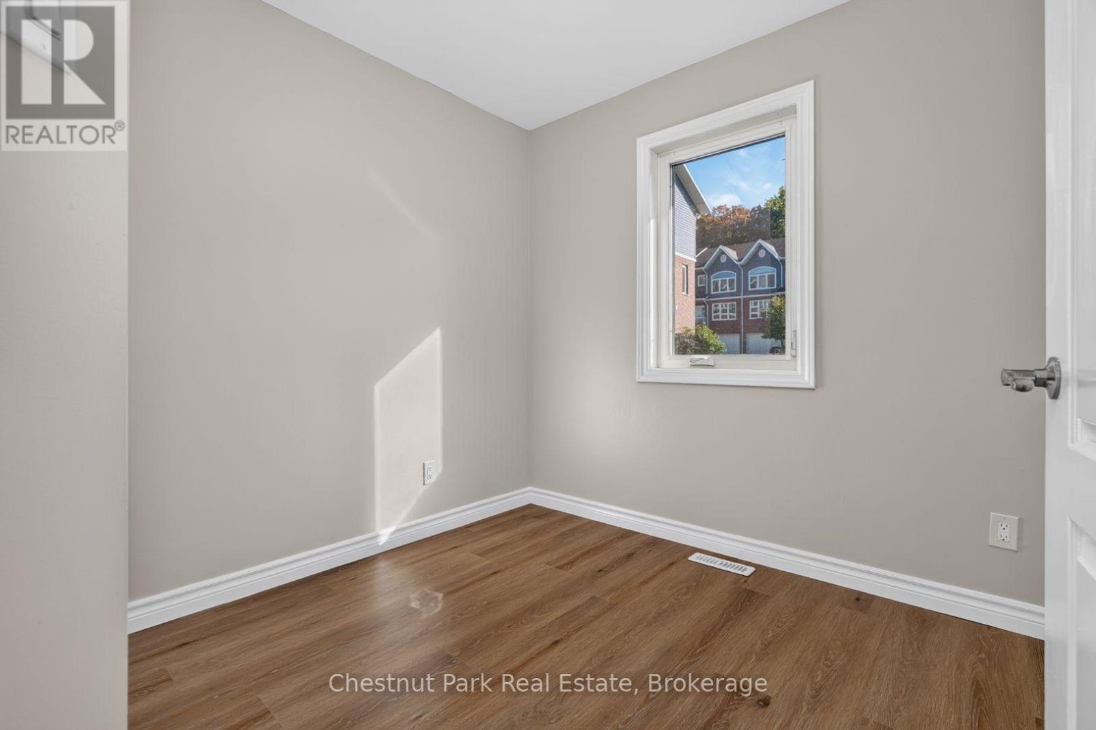 #1 37 SILVER STREET - 22