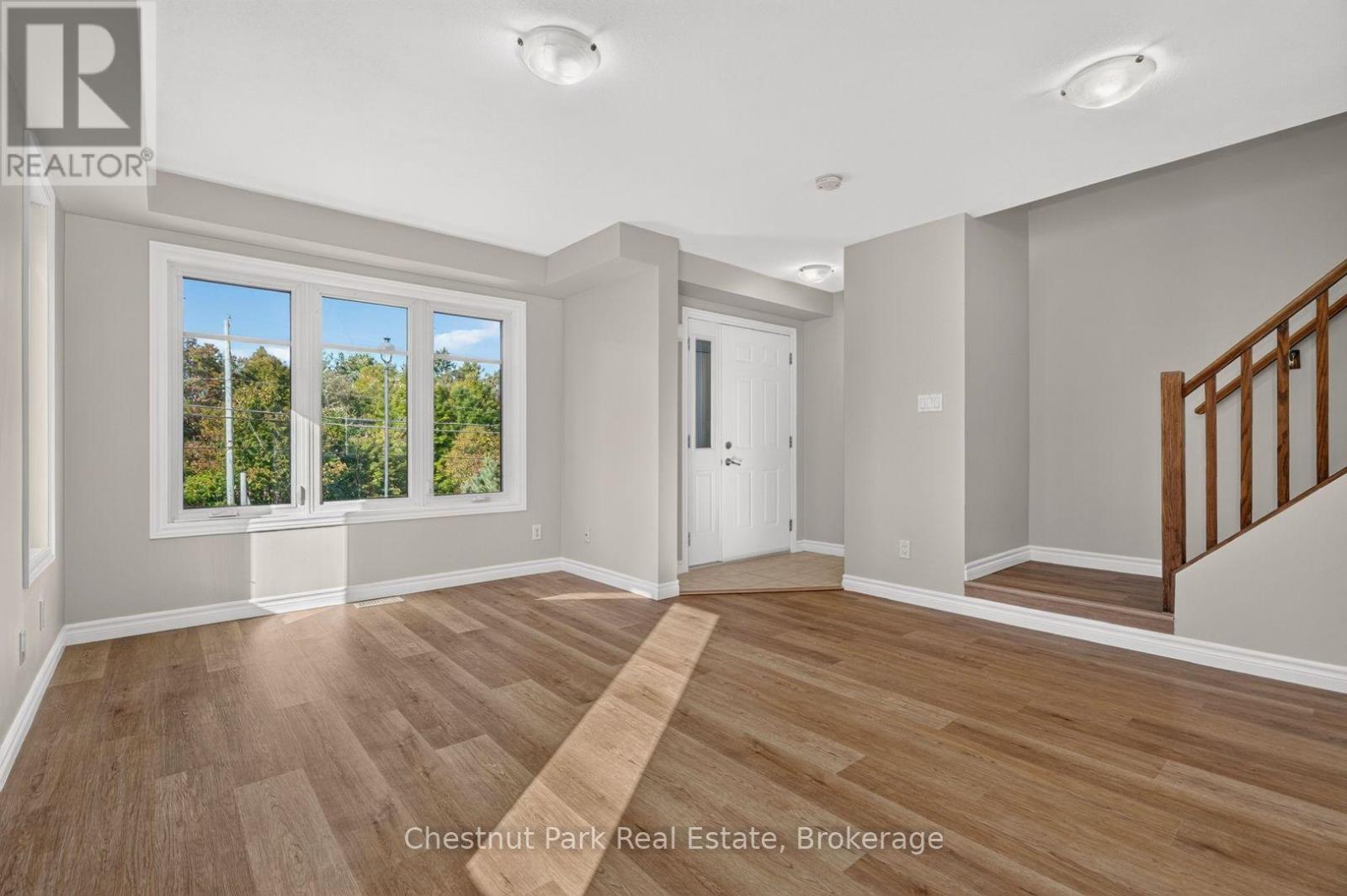 #1 37 SILVER STREET - 3
